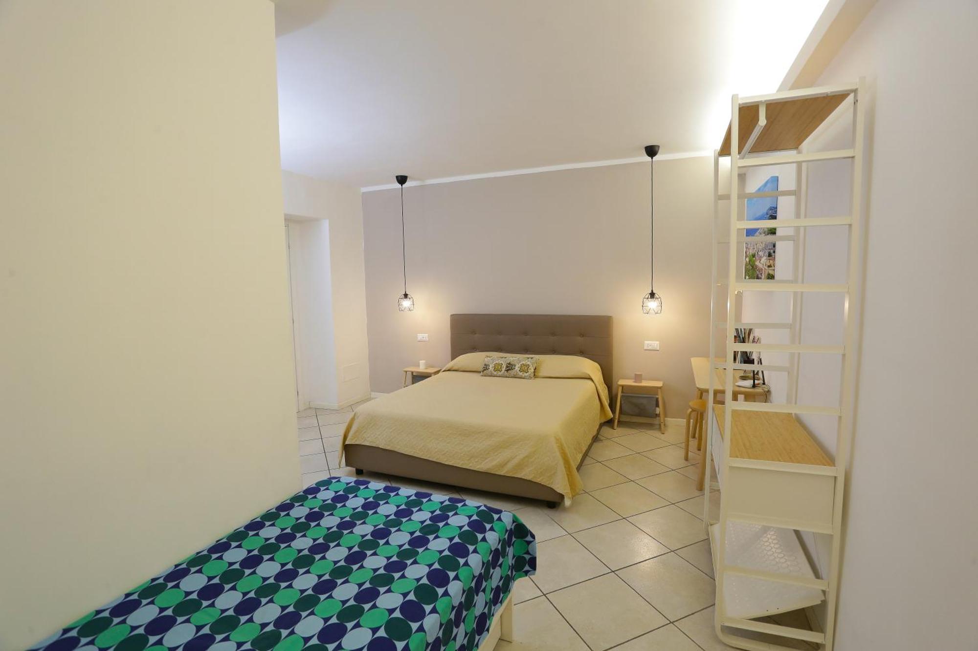 Domus Zapata Hotel Naples Exterior photo